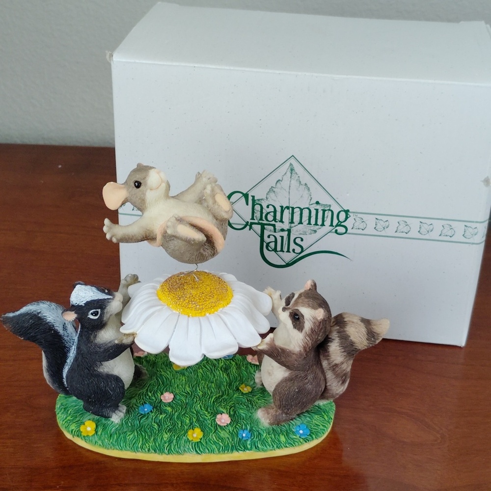 Charming Tails - The Blossom Bounce